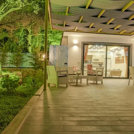 Dreamy With Private Pool And Jacuzzi In Kas