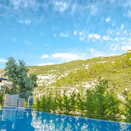 Dreamy With Private Pool And Jacuzzi In Kas