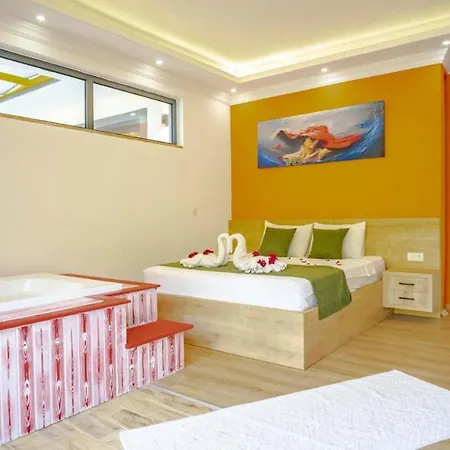 Dreamy With Private Pool And Jacuzzi In Kas