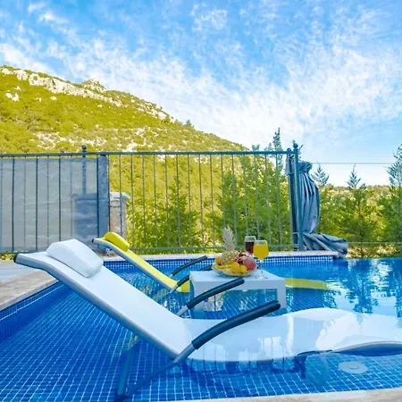 Villa Dreamy With Private Pool And Jacuzzi In Kas